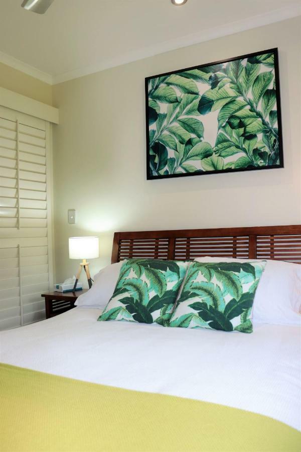 Watersons At Airlie Central Apartments Airlie Beach Eksteriør billede