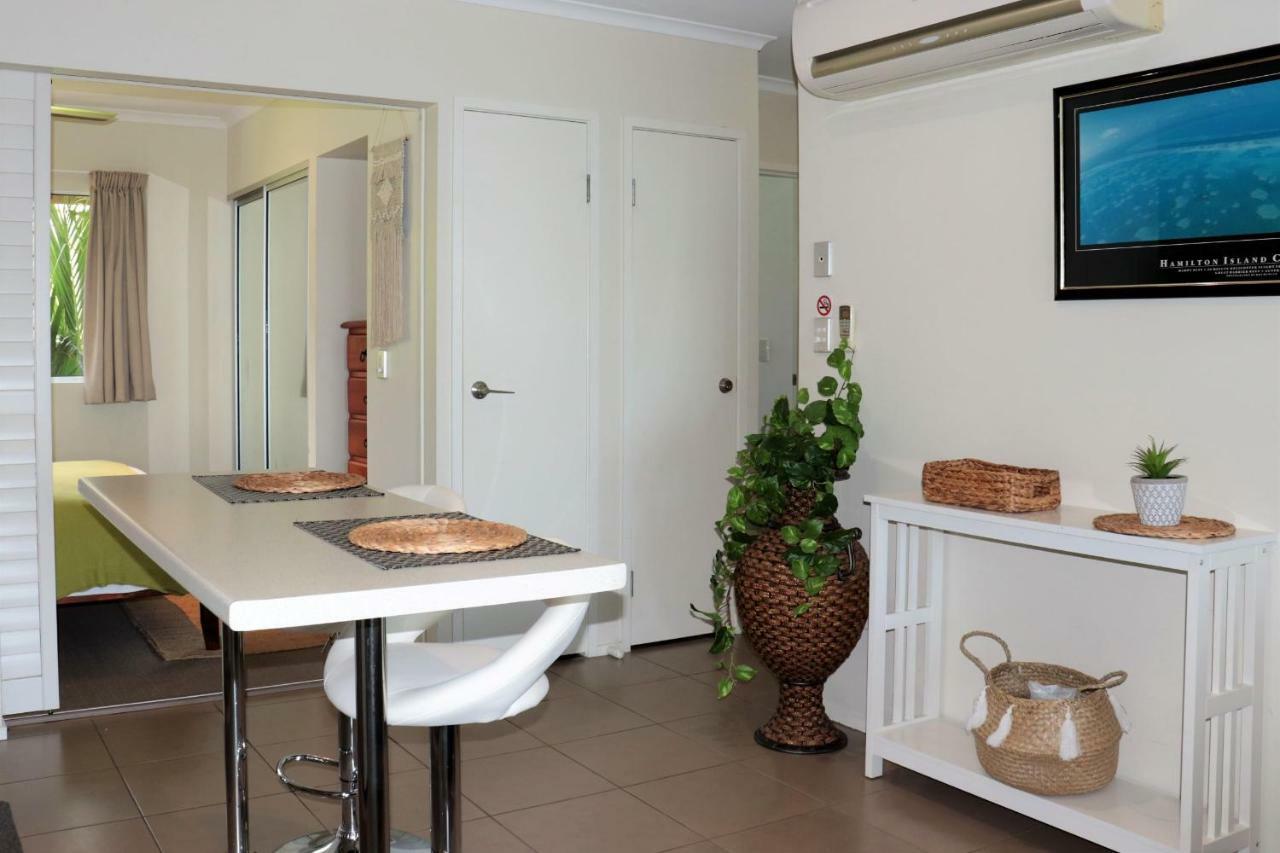 Watersons At Airlie Central Apartments Airlie Beach Eksteriør billede